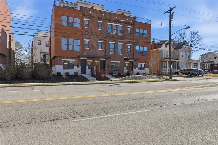 3908 Edwards Road #C, Cincinnati, OH 45209 - #3