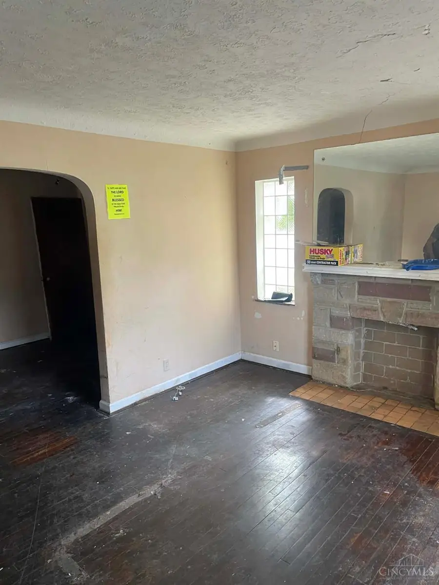 2027 Sundale Avenue, North College Hill, OH 45239 - #3