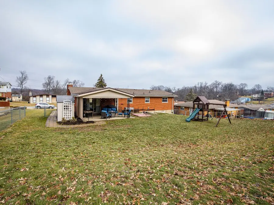 3911 Robinhill Drive, Cincinnati, OH 45211 - #2