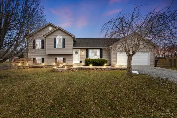 712 Blazing Trail, Oregonia, OH 45054