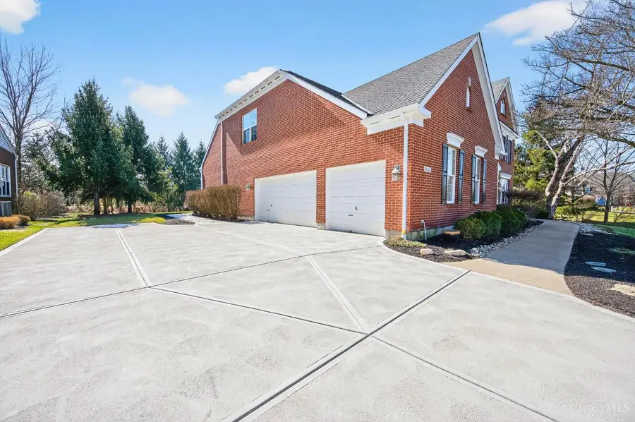 5641 Richmond Park Drive, Mason, OH 45040 - #3