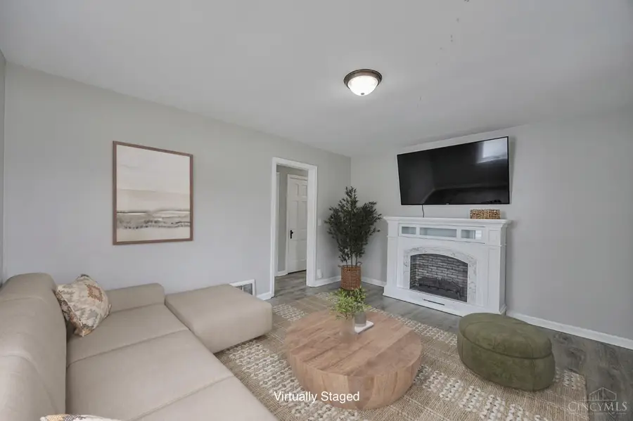 311 Southern Avenue, Cincinnati, OH 45215 - #2