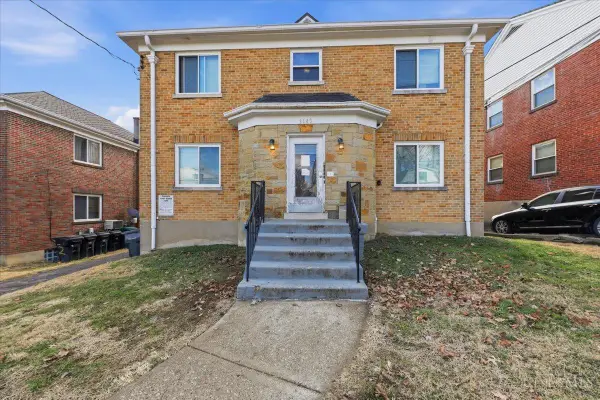 3143 Mozart, Cincinnati, OH 45211