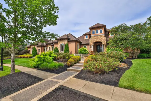 25 Vintage Walk, Montgomery, OH 45249