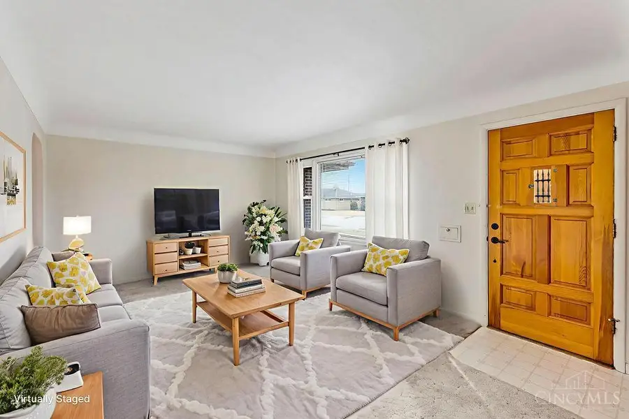 330 Kenyon Drive, Hamilton, OH 45015 - #2