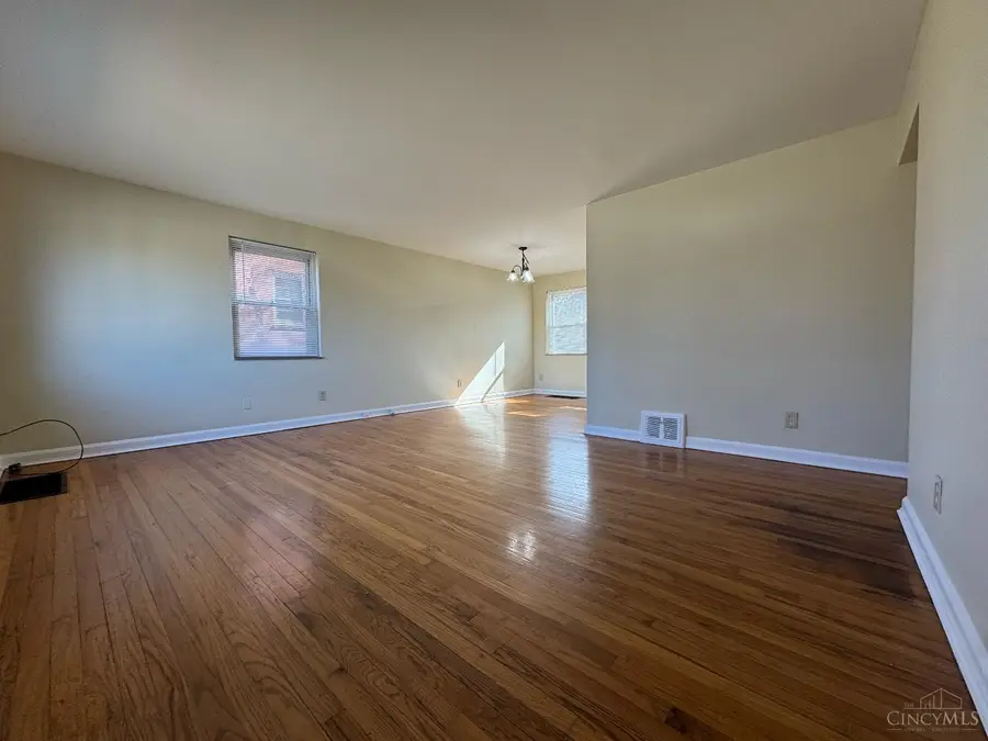 2507 Kellerman Avenue, Golf Manor, OH 45237 - #3