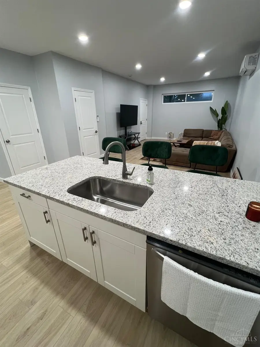 3982 Superior Avenue, Deer Park, OH 45236 - #2