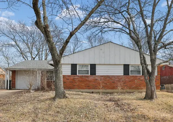 12128 Benadir Road, Springdale, OH 45246