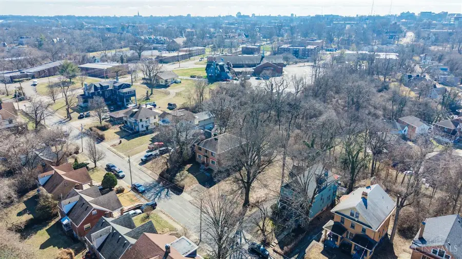 533 Camden Avenue, Cincinnati, OH 45229 - #3