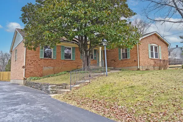 2140 Trailwood Drive, Cincinnati, OH 45230