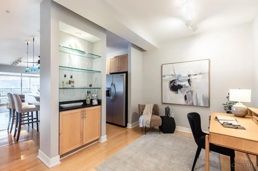 2260 Riverside Drive #405, Cincinnati, OH 45202 - #3