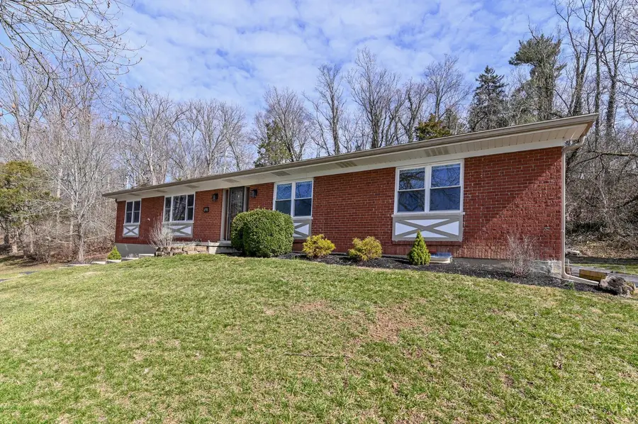 698 Cedar Knolls Court, Anderson, OH 45230 - #2