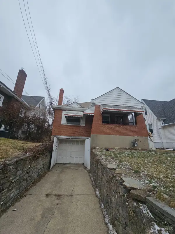 2734 Lawndale Avenue, Cincinnati, OH 45212