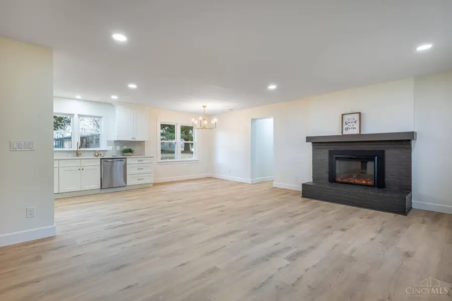 6207 Branch Hill Miamiville Road, Loveland, OH 45140 - #3