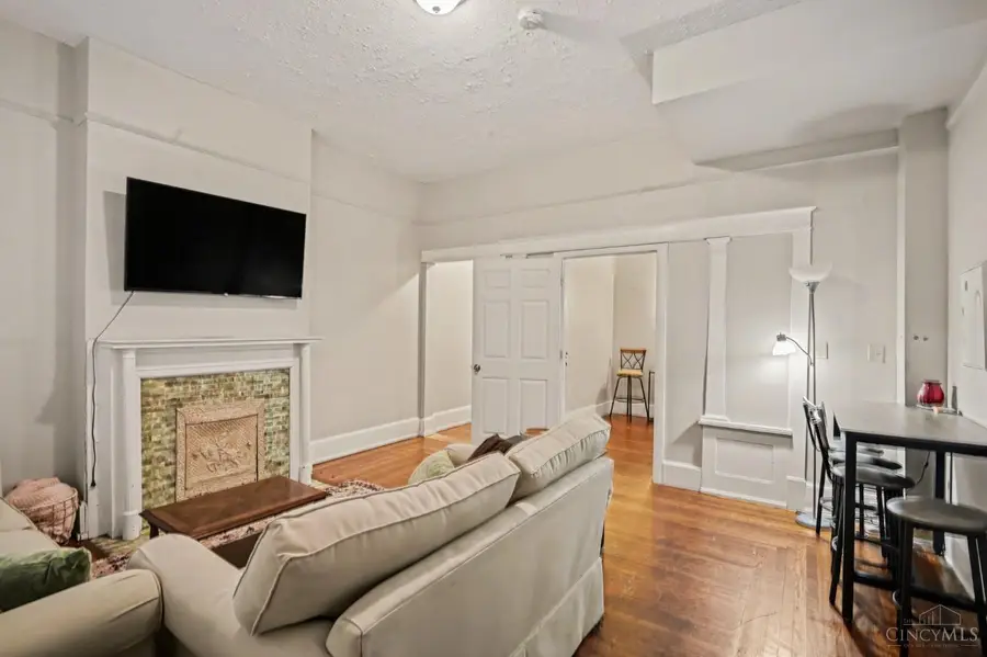 218 Fosdick Street, Cincinnati, OH 45219 - #2