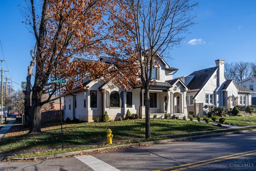 7156 Maple Avenue, Madeira, OH 45243 - #2