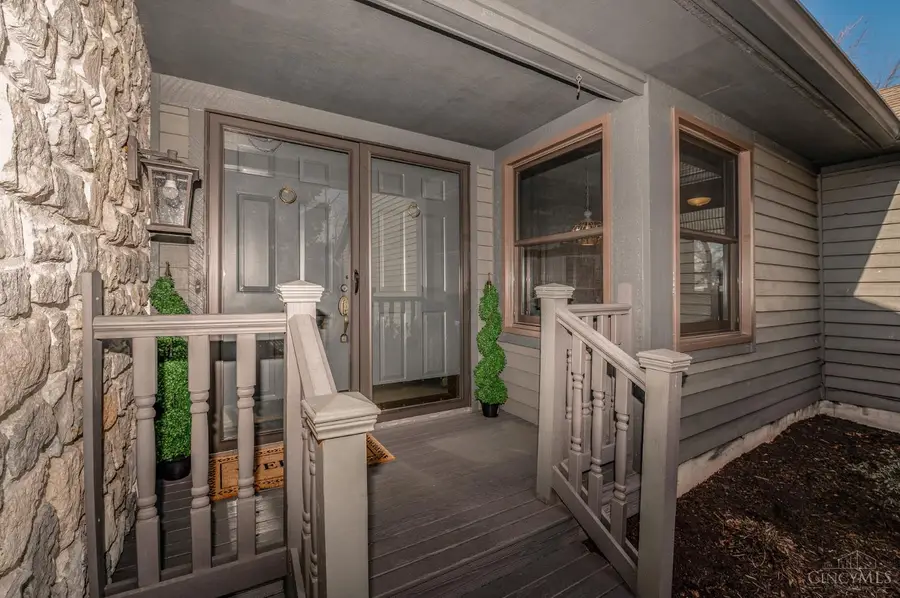 12 Muirfield Lane, Blue Ash, OH 45241 - #3