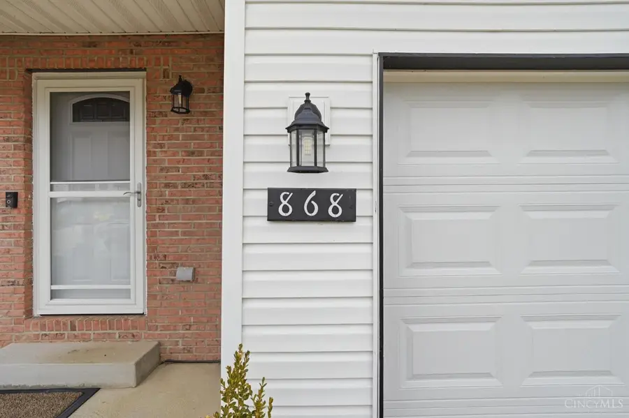 868 Greenwood Lane, Trenton, OH 45067 - #3