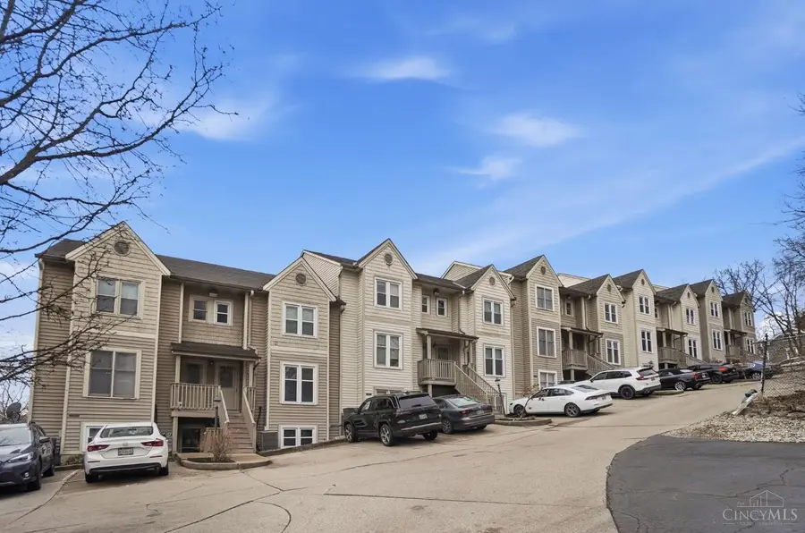 933 Auburnview Drive, Cincinnati, OH 45206 - #2