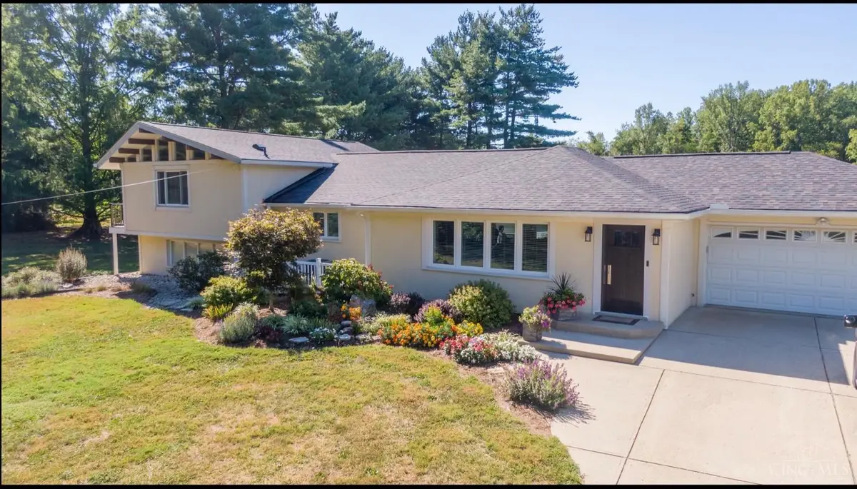 817 Locust Corner Road, Pierce, OH 45245 - #1