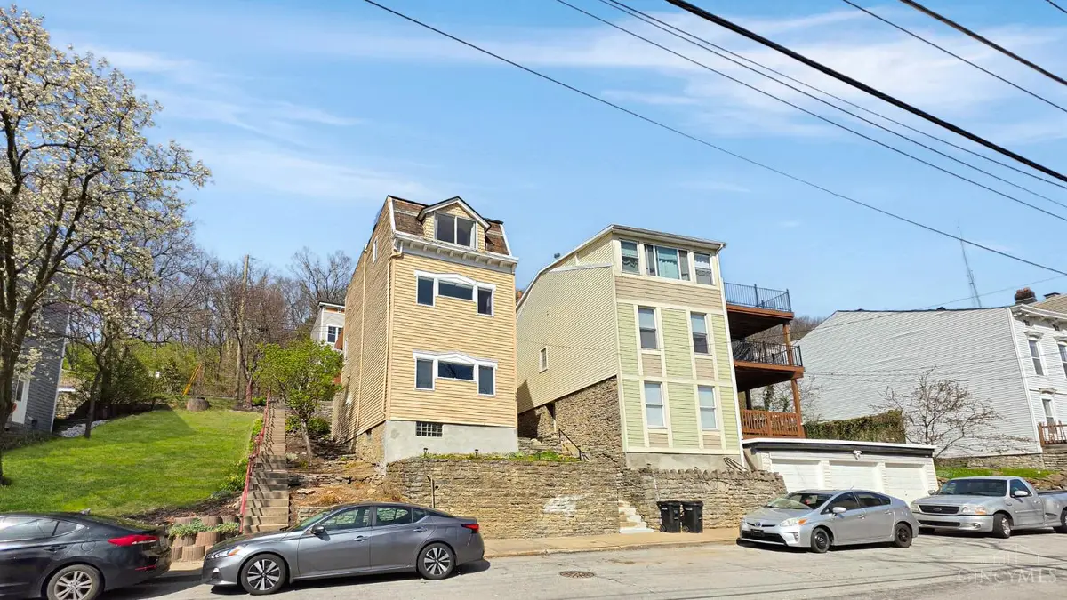 548 Klotter Avenue, Cincinnati, OH 45214 - #1