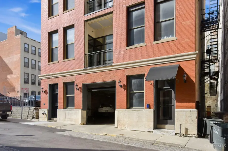 304 Mcfarland Street #4, Cincinnati, OH 45202 - #2