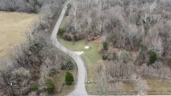 1 Merwin Farms Lane, Pierce Twp, OH 45157