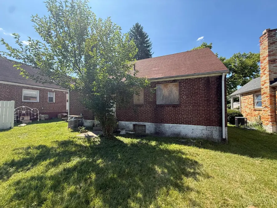 10124 Chester Road, Woodlawn, OH 45215 - #3