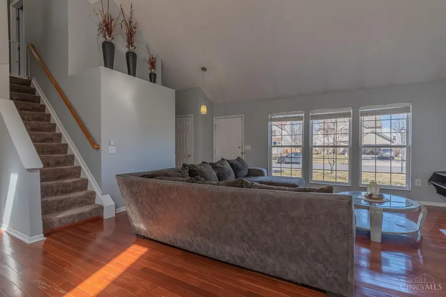 6084 Weber Oaks Drive, Loveland, OH 45140 - #3