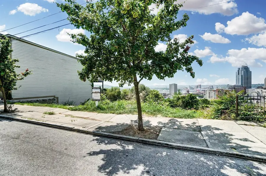 375 Oregon Street, Cincinnati, OH 45202 - #2