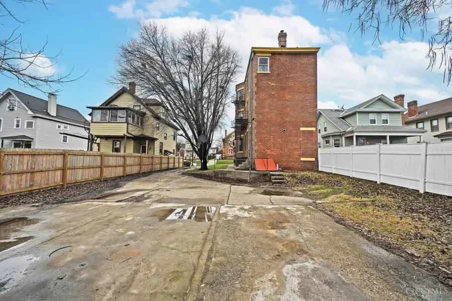 3914 S Madison Avenue, Cincinnati, OH 45212 - #2