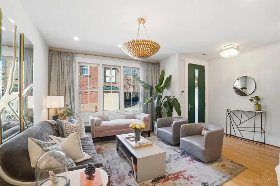 1338 Spring Street, Cincinnati, OH 45202 - #3