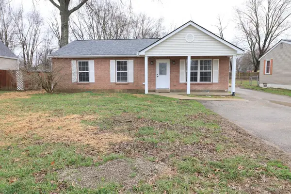 16 Sperling Drive, Amelia, OH 45102