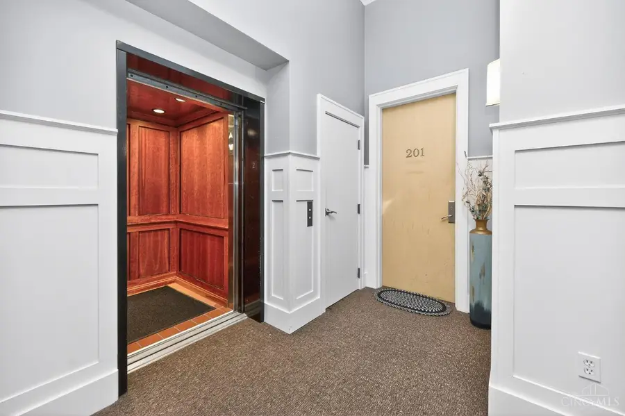 417 Vine Street #201, Cincinnati, OH 45202 - #3