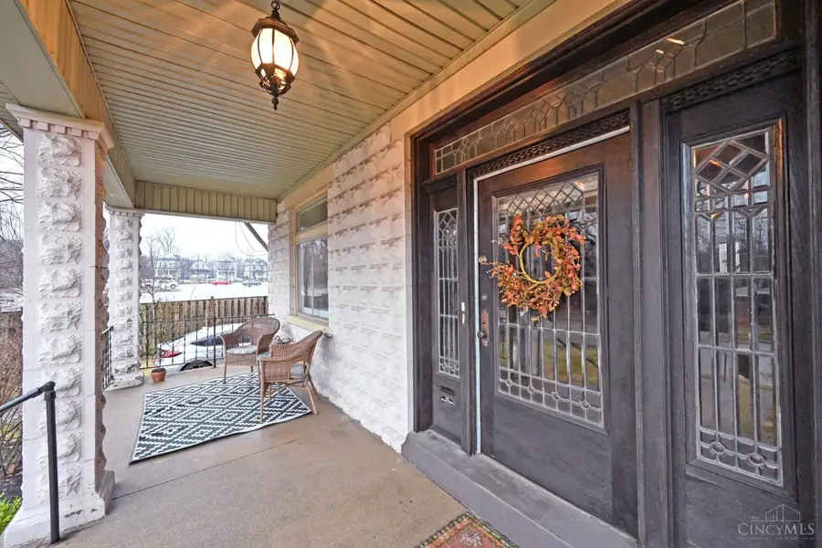 3433 Pleasant View Avenue, Cincinnati, OH 45207 - #2