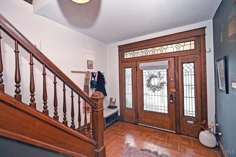 3433 Pleasant View Avenue, Cincinnati, OH 45207 - #3