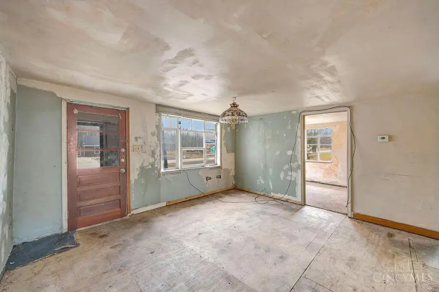 2575 Airport Road, Bethel, OH 45106 - #3