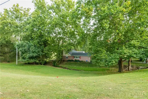 1020 N 11th Street, Miamisburg, OH 45342