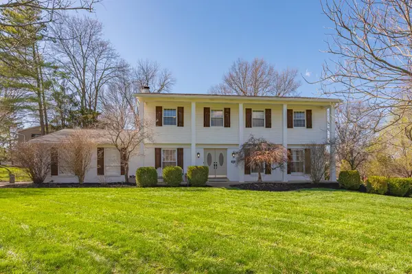 7886 Woodstone Drive, Cincinnati, OH 45244