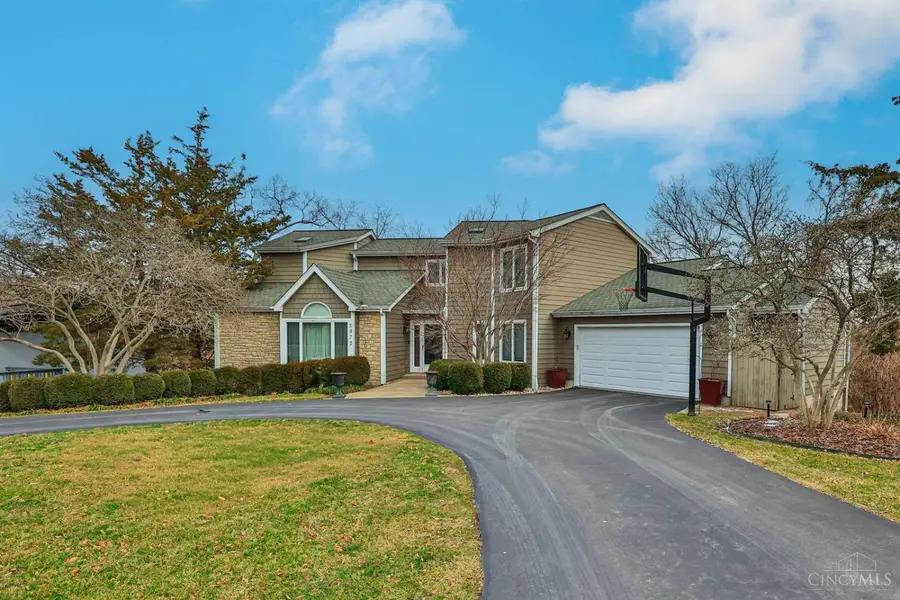 2872 Alpine Terrace, Cincinnati, OH 45208 - #2