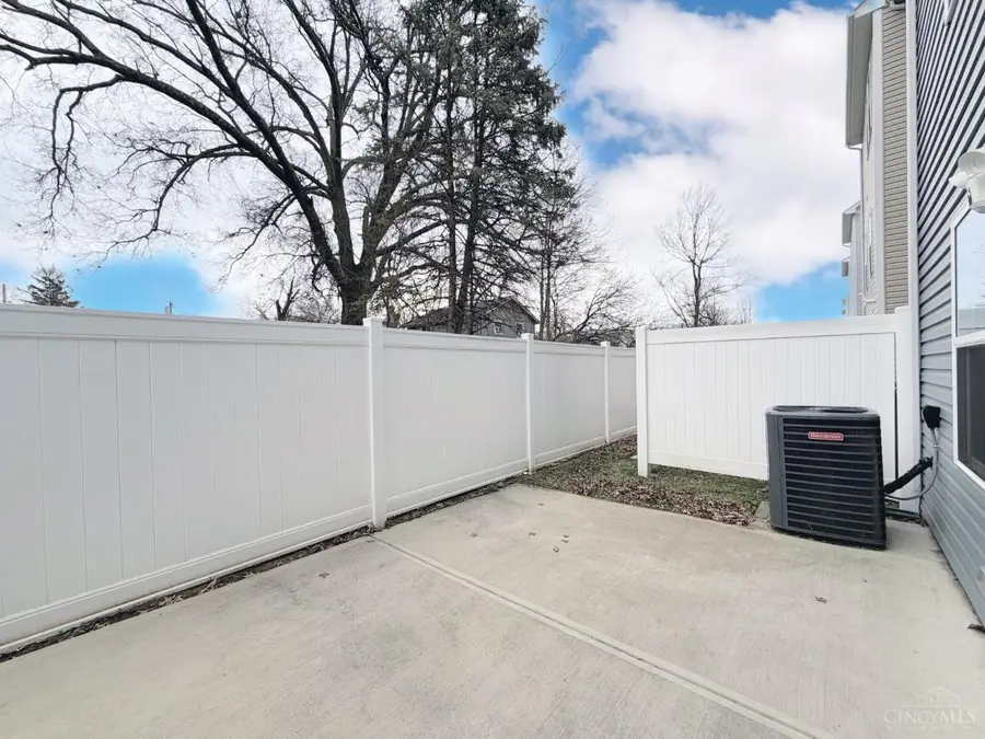 42 Wentworth Lane, Cincinnati, OH 45236 - #3