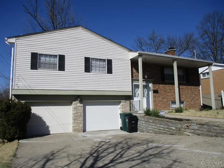 3578 Fieldcrest Drive, Cincinnati, OH 45211 - #2