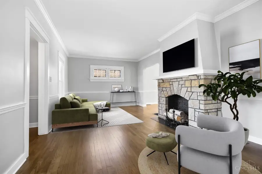 320 Claranna Avenue, Oakwood, OH 45419 - #2