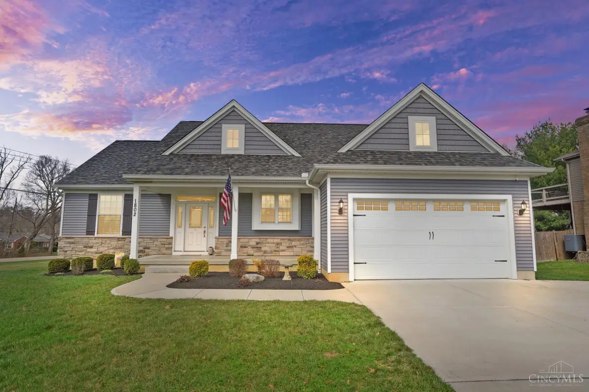1802 Chapel Woods Drive, Batavia, OH 45103 - #1