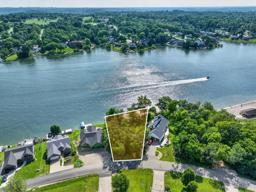 1525 Lakeview Drive, Lawrenceburg, IN 47025 - #2
