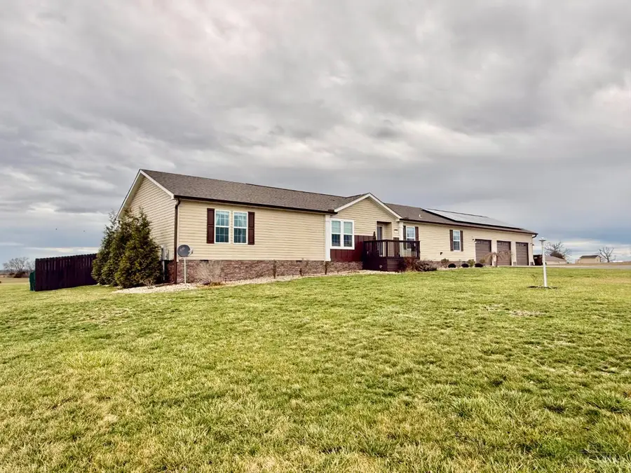 5583 St Rt 753 Se, Wayne, OH 43160 - #2