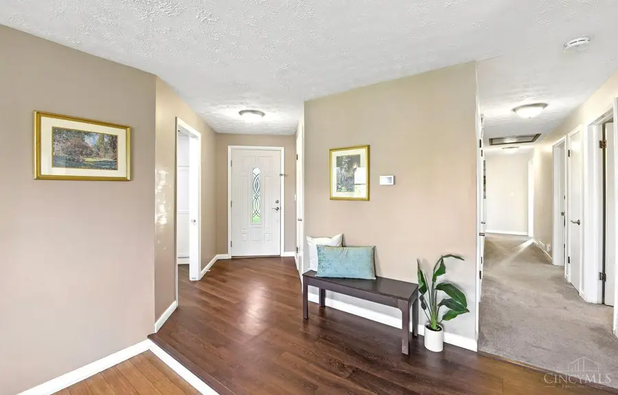 5607 Hugh Drive, Washington, OH 45459 - #3