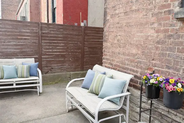 551 E Thirteenth Street #3, Cincinnati, OH 45202