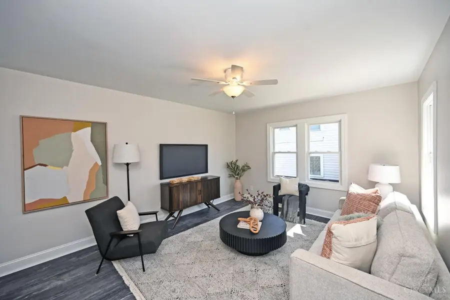 2436 Bremont Avenue, Cincinnati, OH 45237 - #3