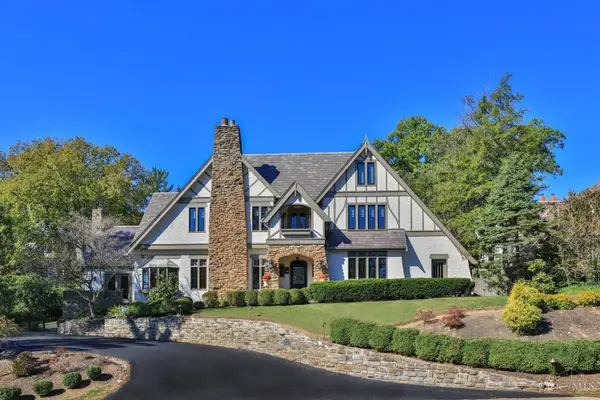 1121 Edwards Road, Cincinnati, OH 45208